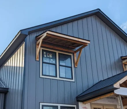 MM_BoardBatten_BurnishedSlate_MetalSiding_8-1536x1157.jpg (1)